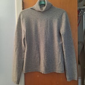 Garnet Hill pure cashmere gray turtleneck sweater